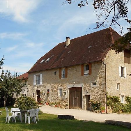 La Ferme De Montard Bed & Breakfast Montmorot Luaran gambar