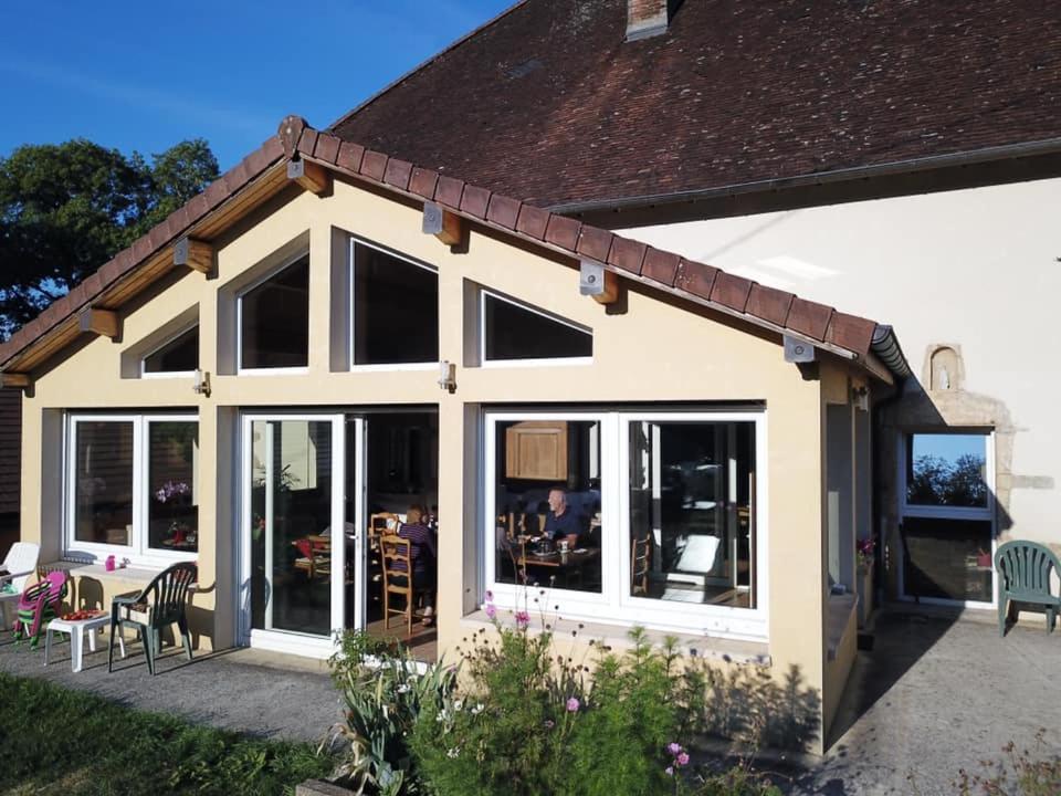 La Ferme De Montard Bed & Breakfast Montmorot Luaran gambar
