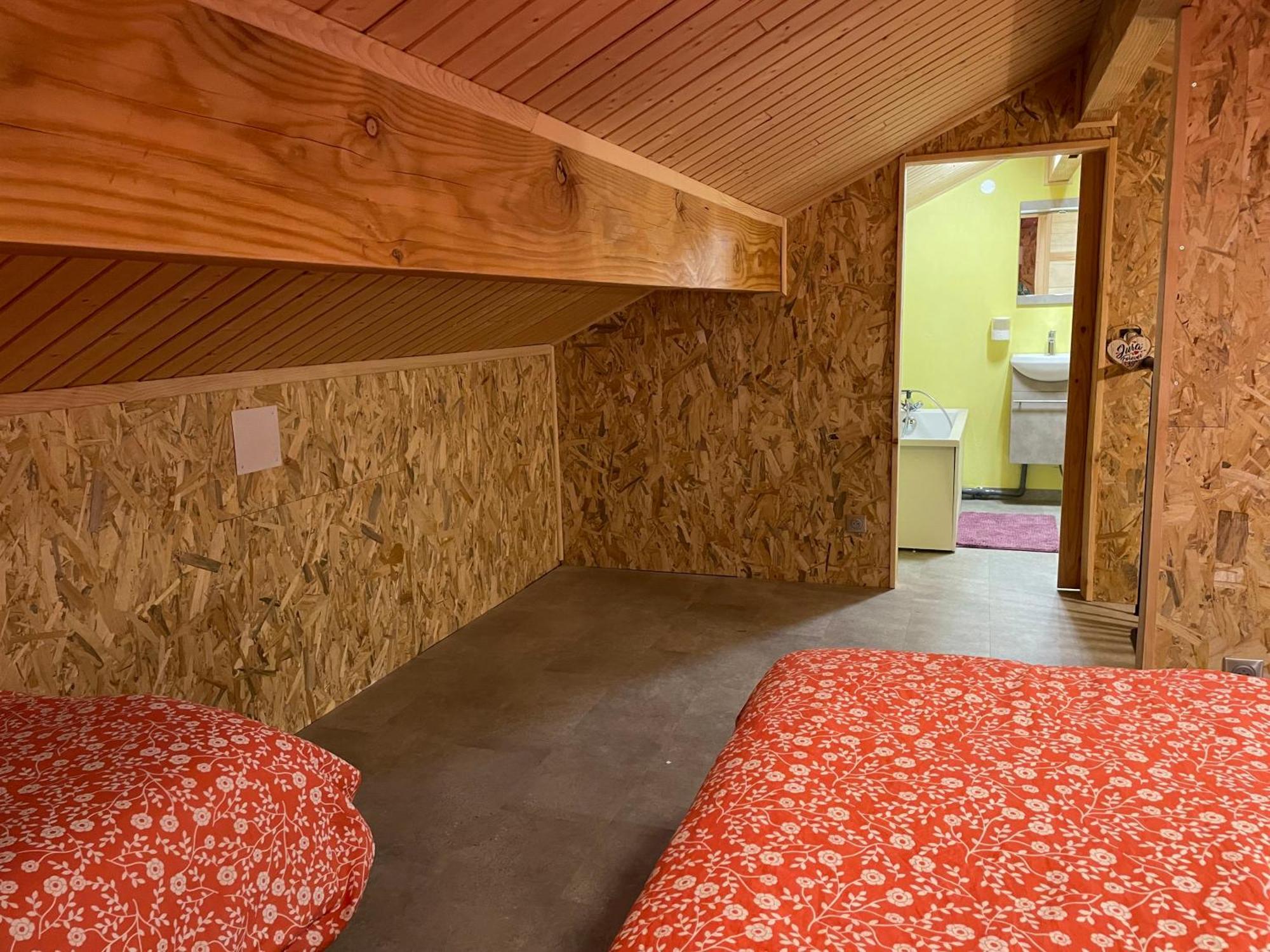 La Ferme De Montard Bed & Breakfast Montmorot Luaran gambar